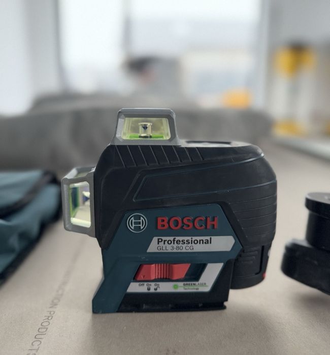 Laser Bosch GLL 3-80CG