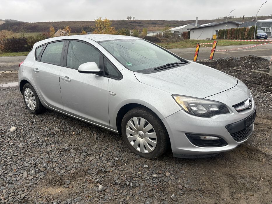 OPEL Astra 2013 — imagine 2