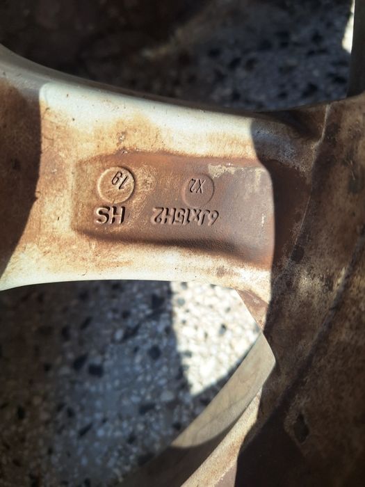 Джанти DOTZ 15 4x114.3 с гуми Sumitomo 185/60/15