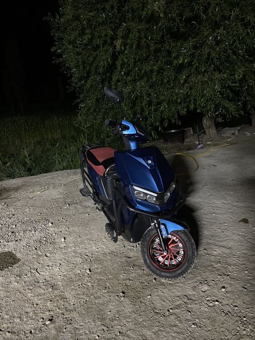 Скутер сотилади тоза