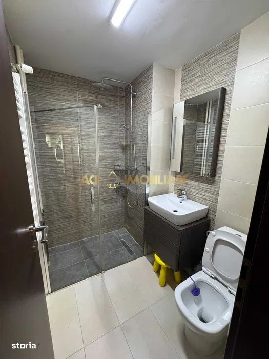 4 Camere de inchiriat | Crangasi | Metrou | Centrala | Parcare |