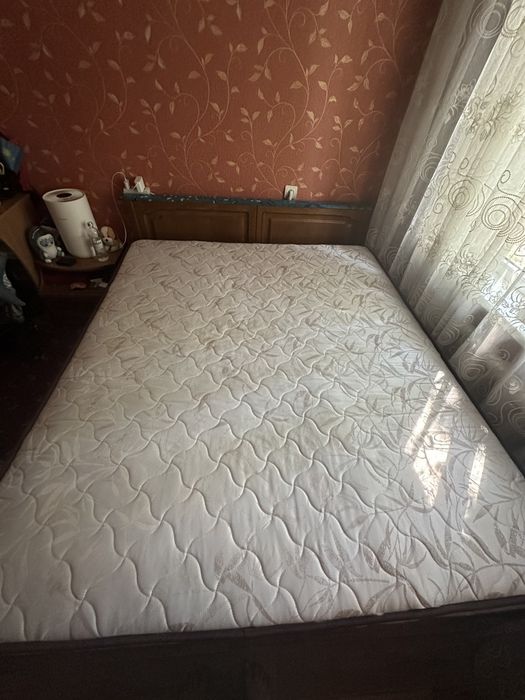 Продам комод и тумбы