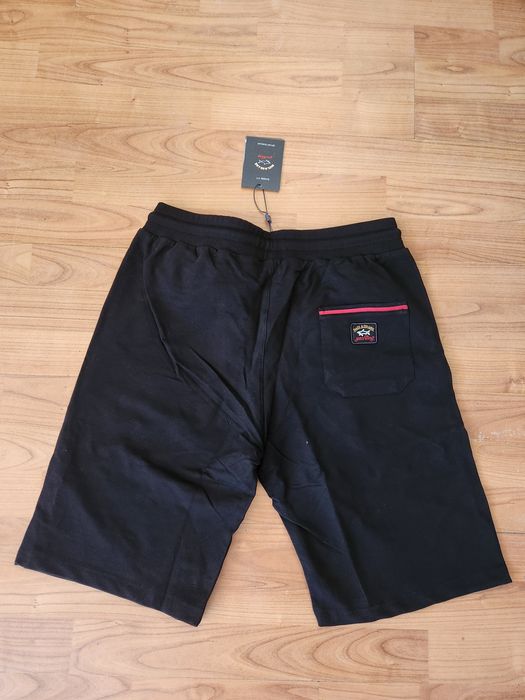 Pantaloni scurți de barbat