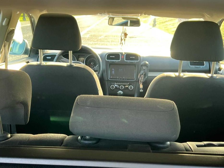 VOLKSWAGEN Golf 2011 — imagine 5