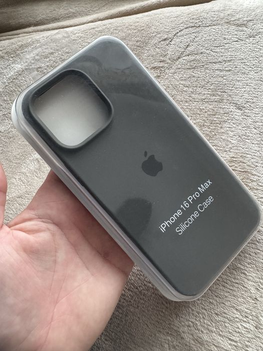 Husa iPhone 16 Pro Max