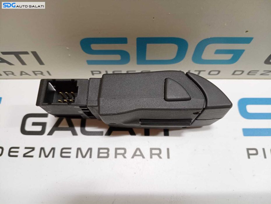 Maneta Comenzi Volan Radio Volum Renault Clio 4 2012 - 2020 Cod 255522448R [M6373]