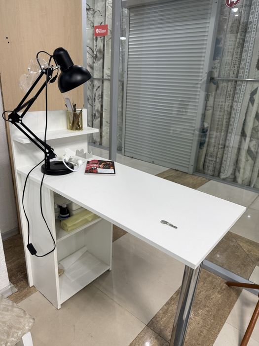 Стол для маникюра-20000