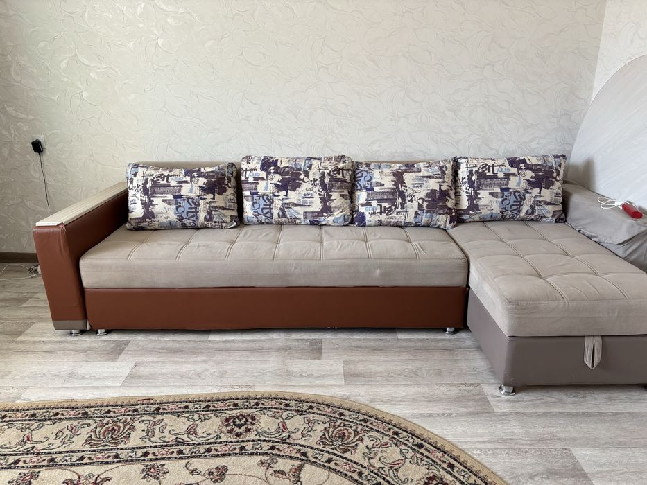 Диван угловой раздвижной