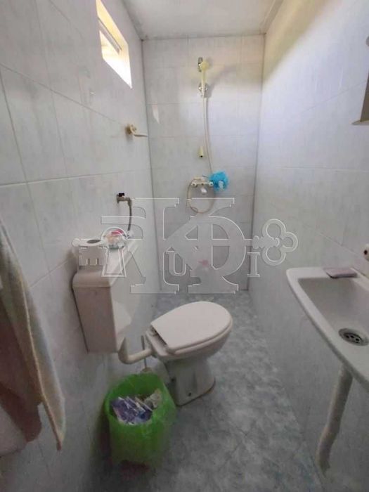 Продава се Къща в Добрич, Автогара - 100 кв.м за 383 €/кв.м - Снимка #1