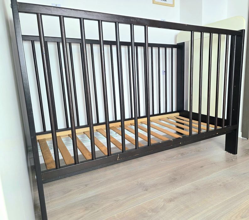 Patut bebelusi 120x60 cm din lemn cu 3 nivele de inaltime si 3 bare detasabile