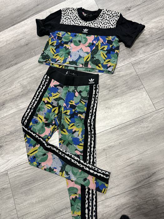 Compleu adidas cu colant