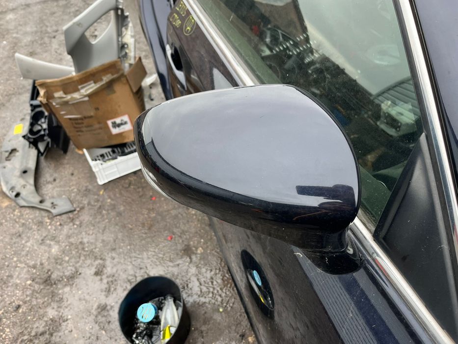 Lexus CT200H Батерия броня фарове  стопове волан огледала