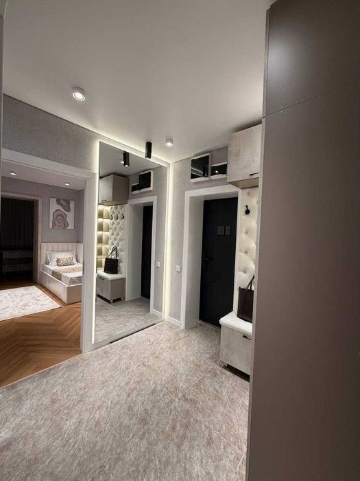 ПРОДАЕТСЯ 2в3/2/4 60м2 на: улица Нукус