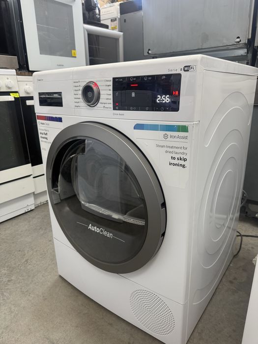 Сушилня Bosch Serie 8 Термопома AutoClean