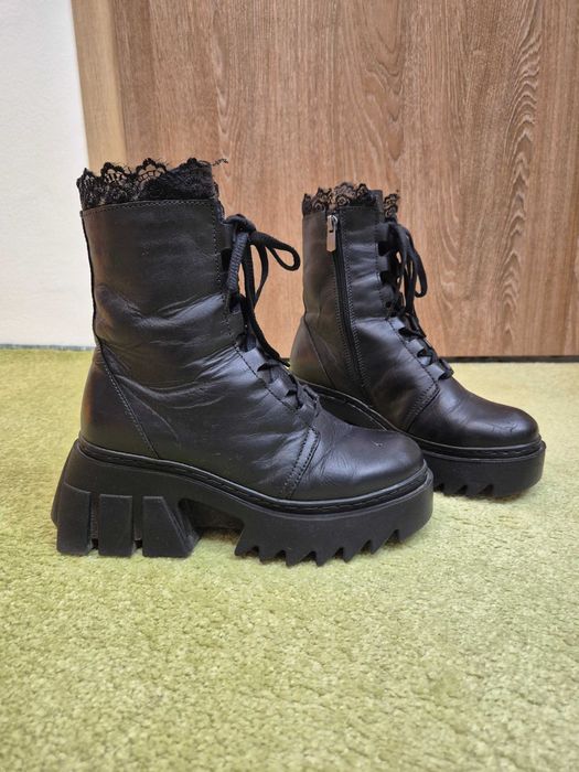 Дамски зимни боти