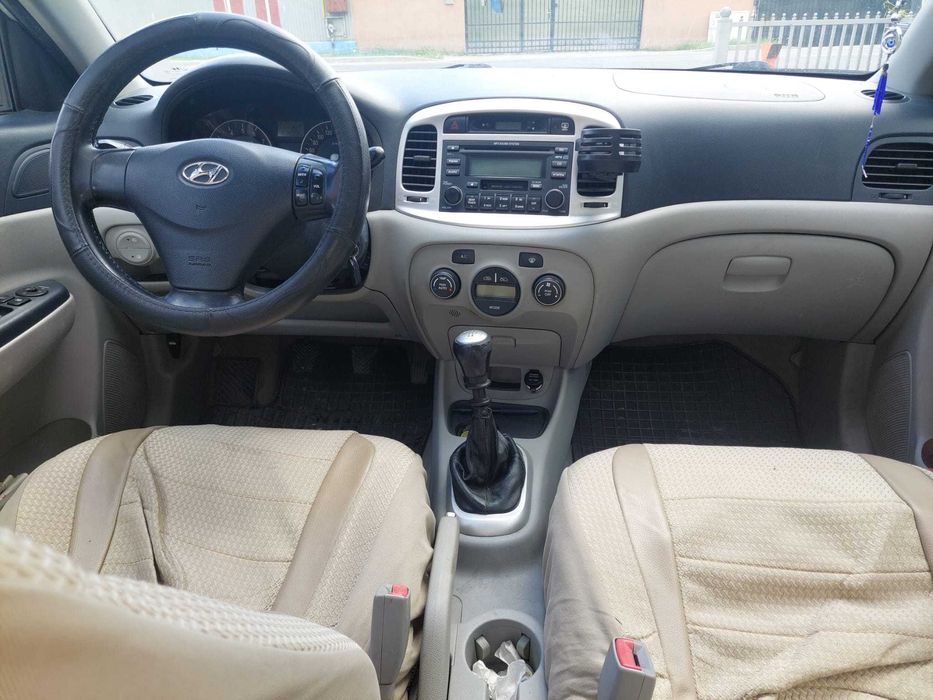 Hyundai Accent Benzina 1.6