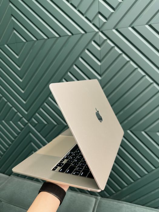Macbook Air M3 8/256GB 15inch
