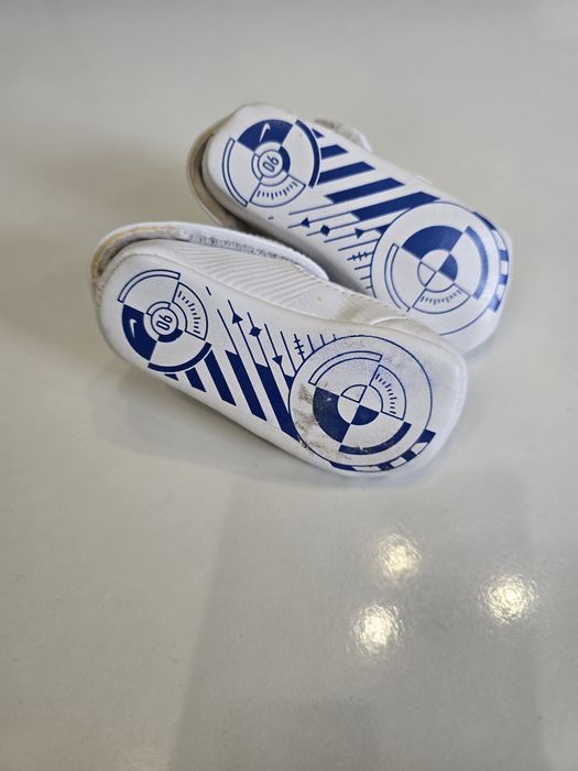 Nike,Converse - бебешки буйки, обувки