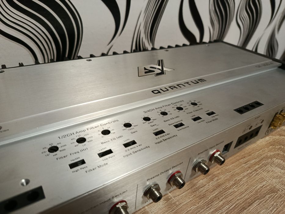 Усилвател ESX Quantum QE 900.4