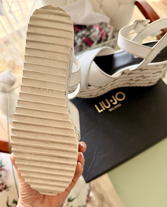 Сандали Liu Jo 37 номер