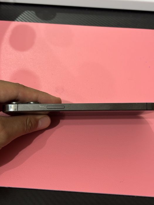ПРОДАВАМ iPhone 12 Pro Max – 128 GB