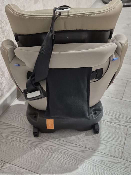 Детское автокресло Kidillo