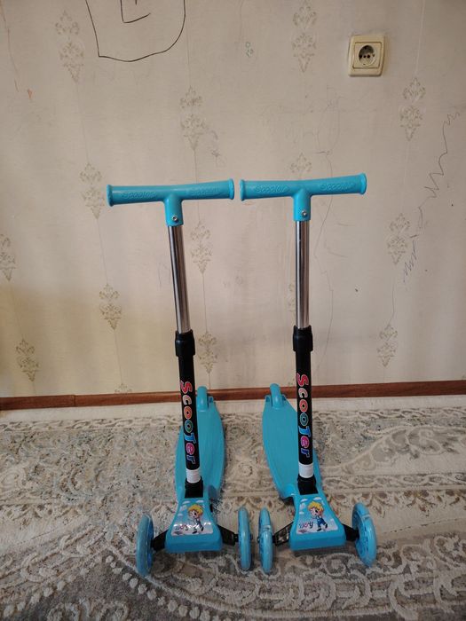 Продам самокат детский