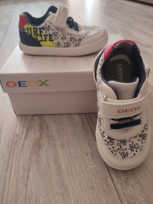 Обувки за момче 19-21 номер