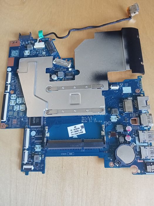 HP 15-bs641ur. Материнская плата.