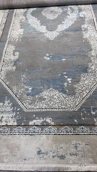 Продам ковер для детский комнат