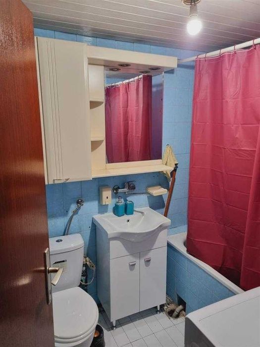 Дава се под наем Двустаен апартамент в Бургас, Зорница - 60 кв.м за 204 € - Снимка #3