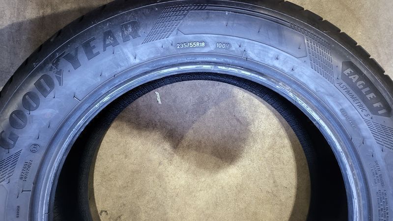 235/55/18 Goodyear 4бр