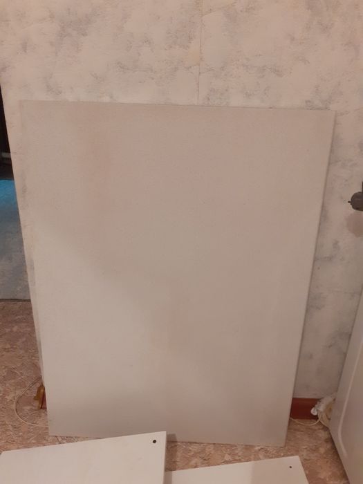 Продам столешницу,  двери-