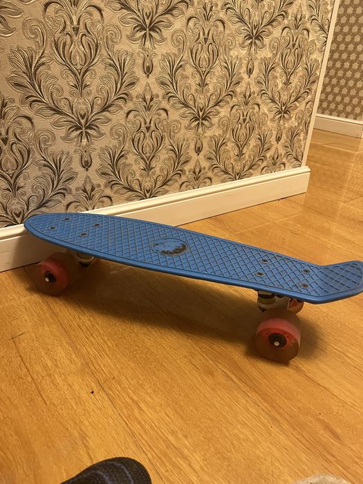 Продам скейт в отличном состояний!