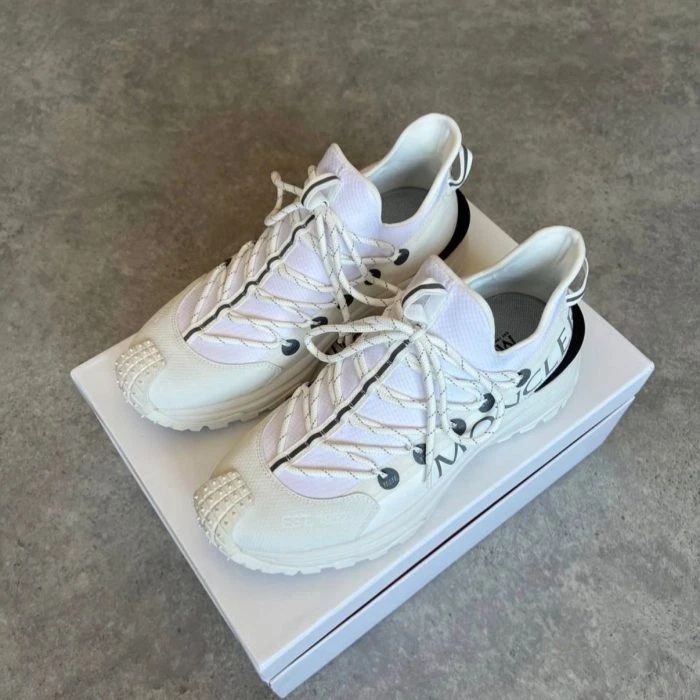 Moncler Trailgrip - White