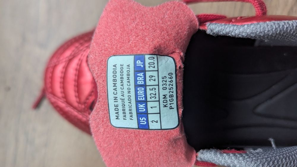 Ghete fotbal Mizuno Kids Monarcida Neo III Select AG Mărime 32,5