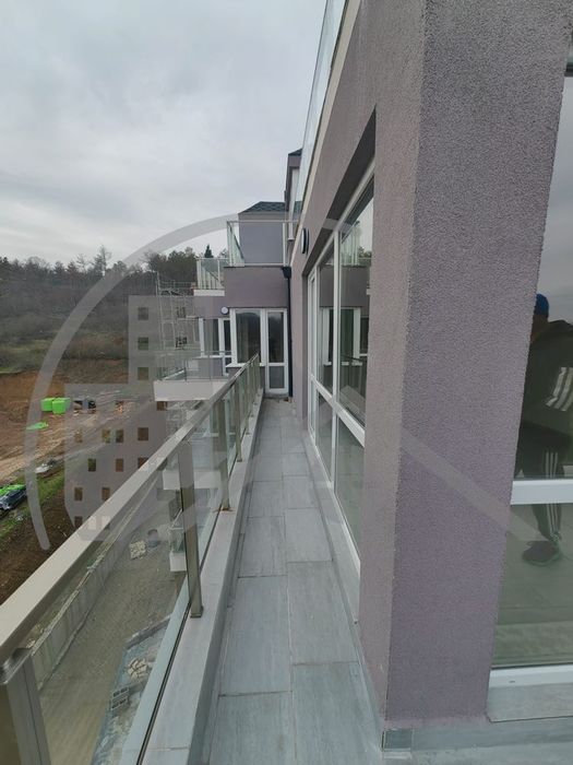 Продава се Двустаен апартамент в Варна, Аспарухово - 70 кв.м за 663 €/кв.м - Снимка #4