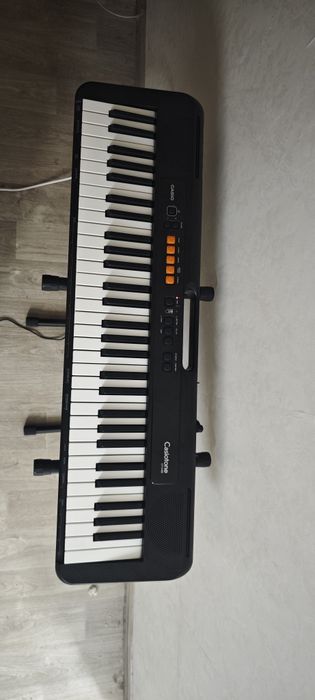 CASIO CT-S100 синтезатор