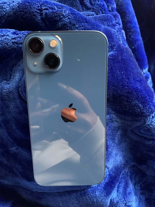 Vand iphone 13 blue Urgent!!