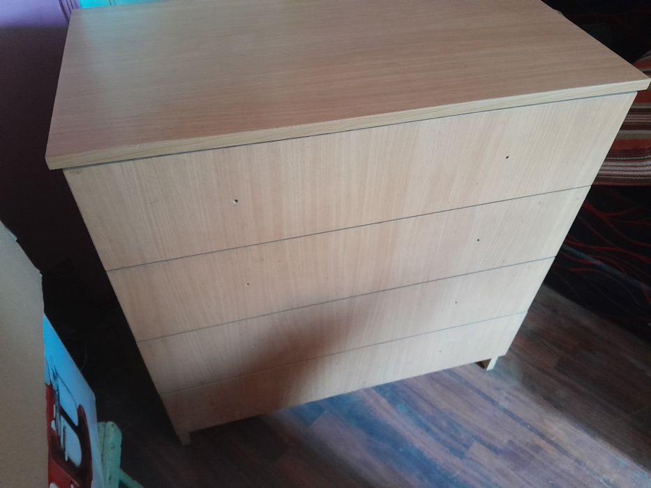 Dulap cu sertare
