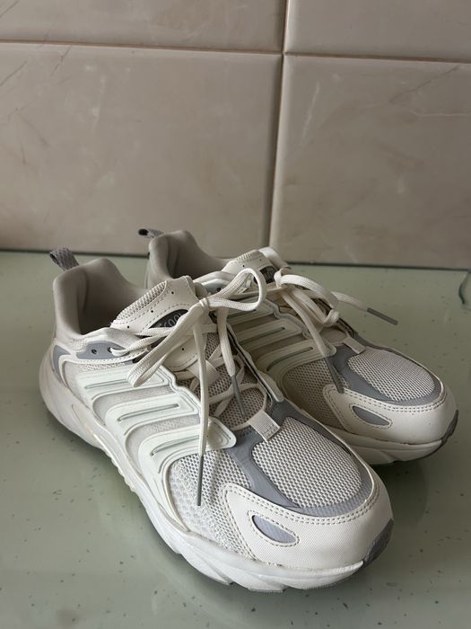 Adidasi  adidas Sportswear marime 41