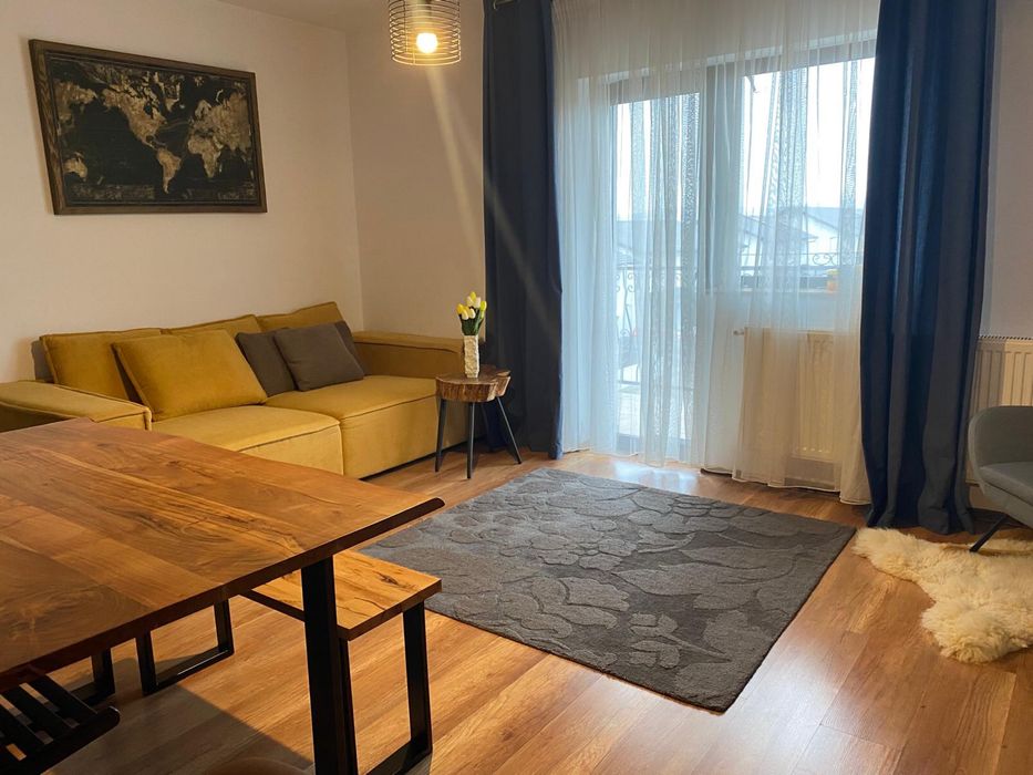 Vand apartament 2cam 50m2 + 2 balcoane (2019)
