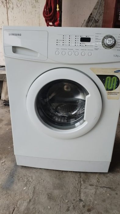 Продам стиральную машинку самсунг