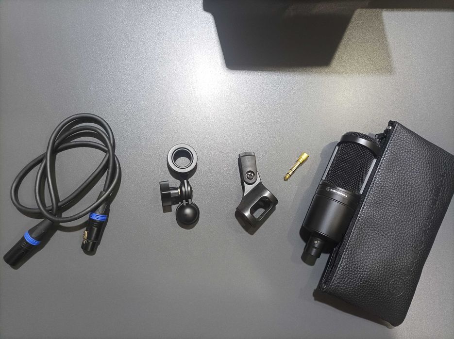 Микрофон audio-technica AT2020 XLR