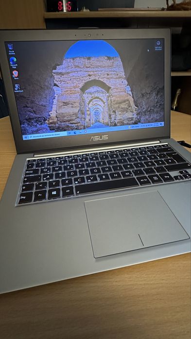 Laptop Asus Zenbook UX32LA