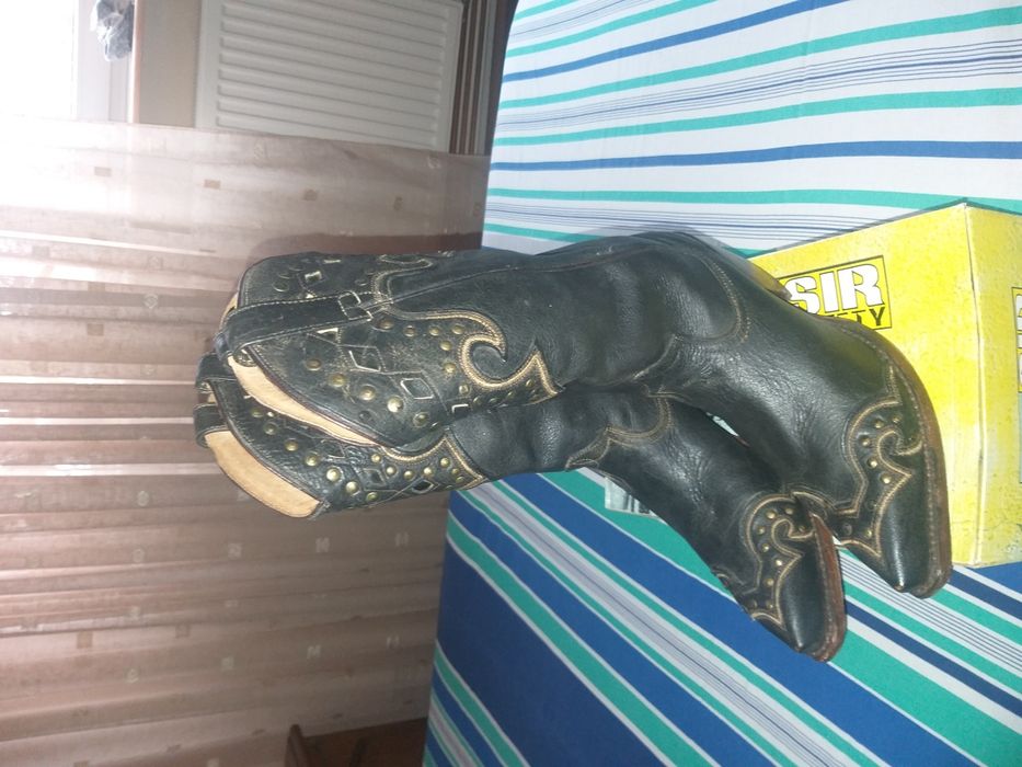 vind cizme si ghete din piele ca noi