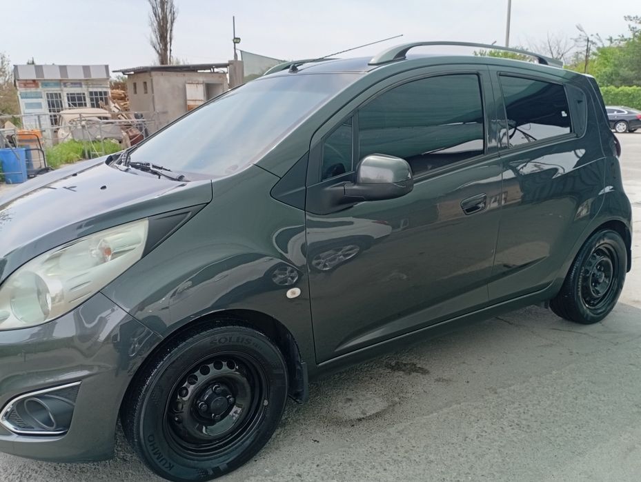 Spark 2017 yil 217000 prabek 1 ta shopir ishigida kraskasi bor