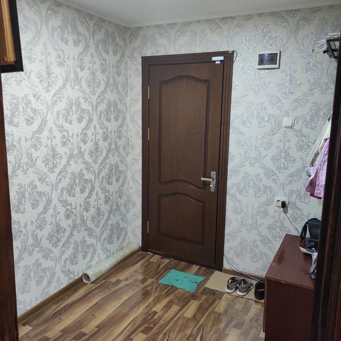 Продается 3-х комнатная квартира, в 1 микрорайоне, на Октябре (от собс