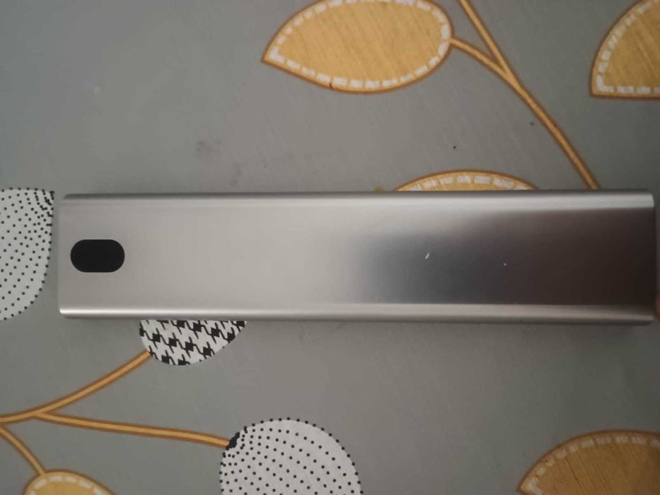 de vanzare pentru piese ,cu telecomanda,TV Samsunt 4K Ultra Hd
