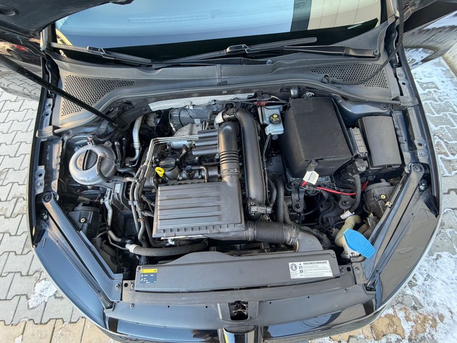 Продавам  VW golf 7